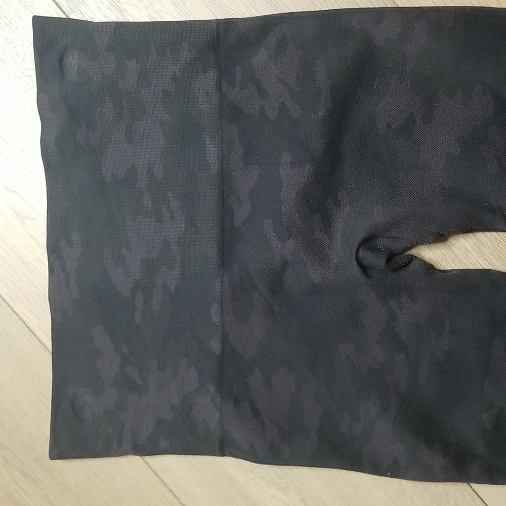 SPANX Look at me now camo print seamless leggings - Picture 2 of 4